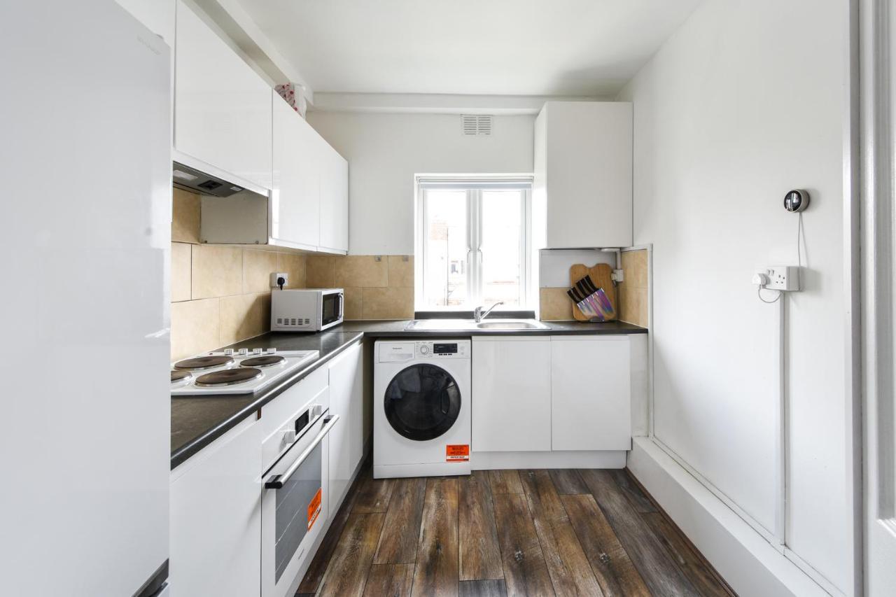 Great Spacious 2 Bedroom Flat Hendon Dış mekan fotoğraf